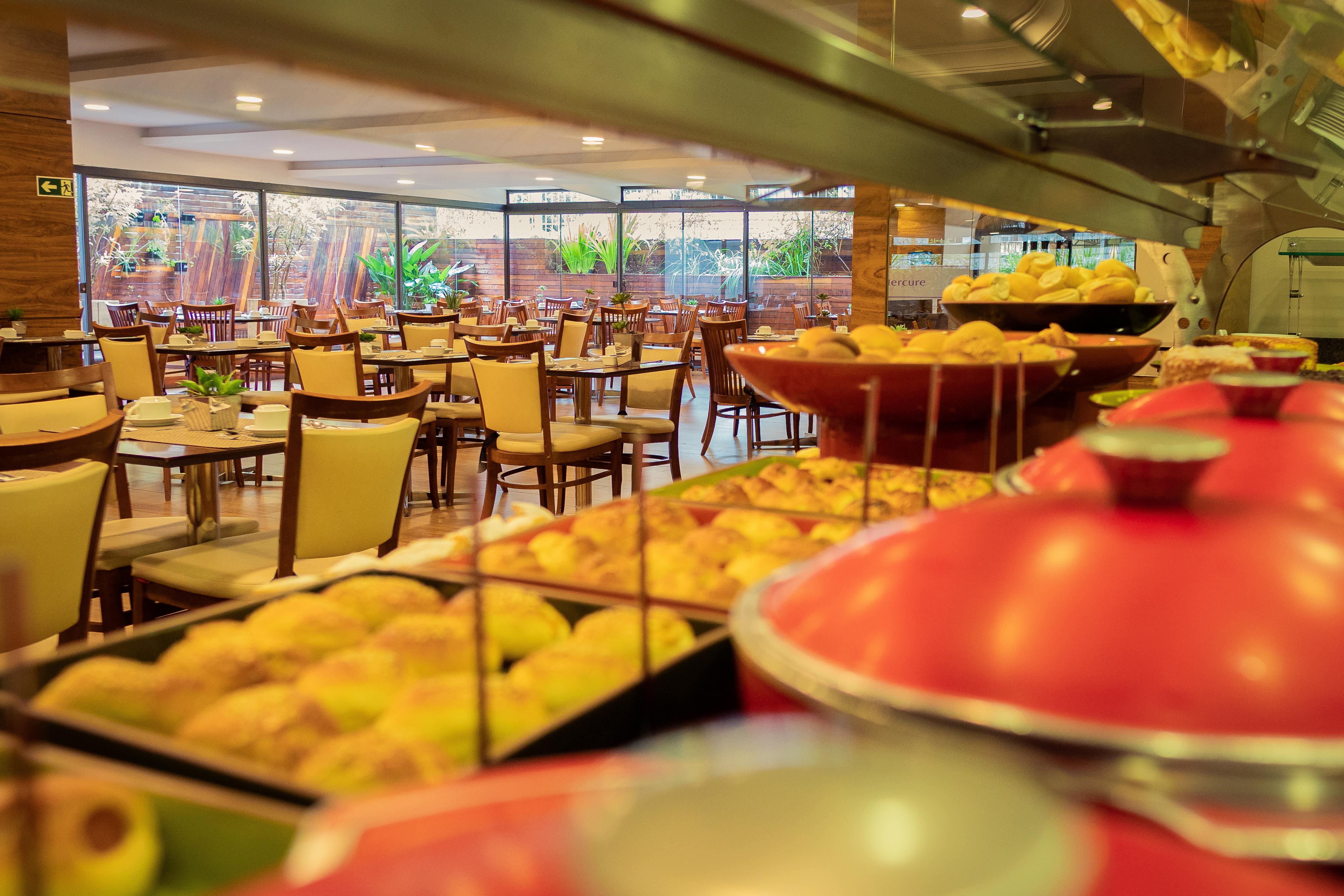 Mercure Curitiba Golden Exterior foto